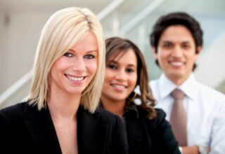 Rozwody a opieka naprzemienna: warunki, w których działa, i sygnały ostrzegawcze, że skończy się konfliktem